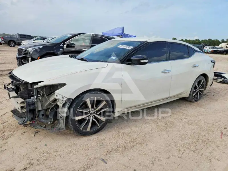 2019 Nissan MAXIMA photo