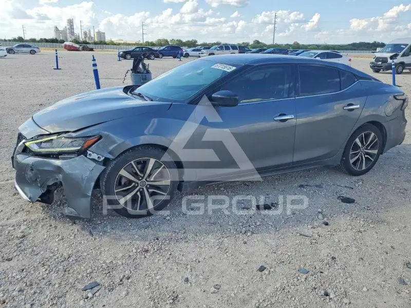 2019 Nissan MAXIMA photo