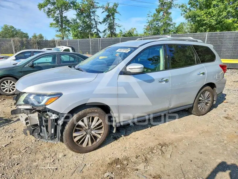 2019 Nissan PATHFINDER photo