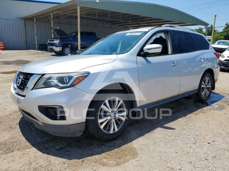 2019 Nissan PATHFINDER photo
