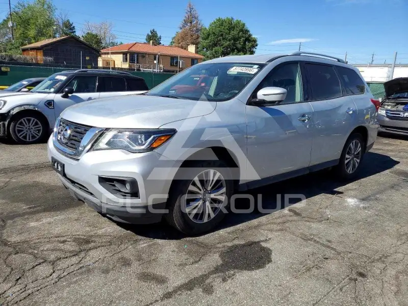 2019 Nissan PATHFINDER photo