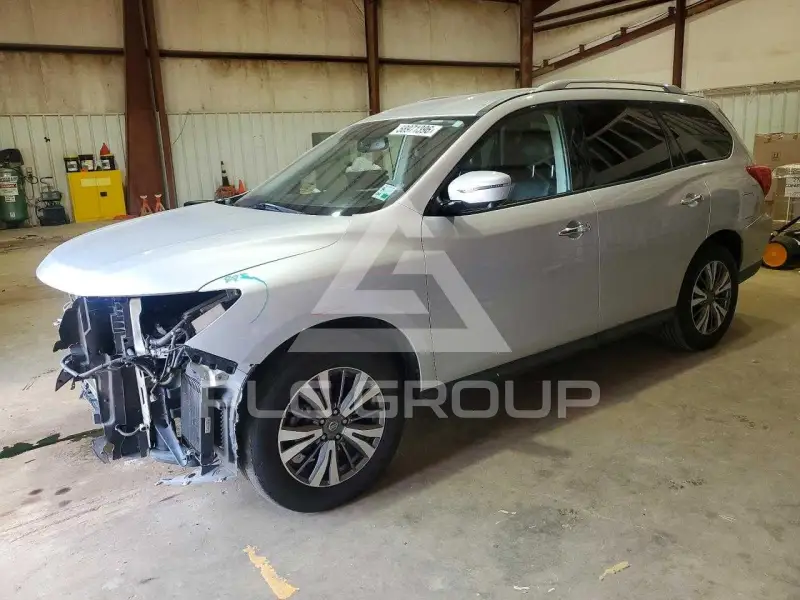 2019 Nissan PATHFINDER photo