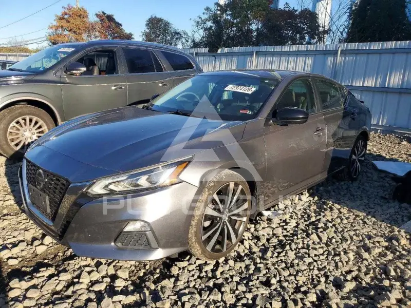 2019 Nissan ALTIMA photo