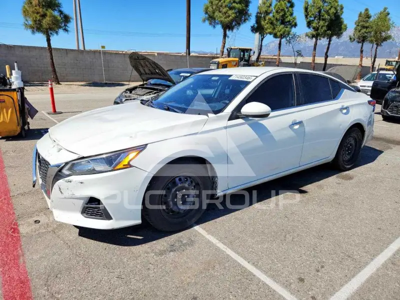 2019 Nissan ALTIMA photo