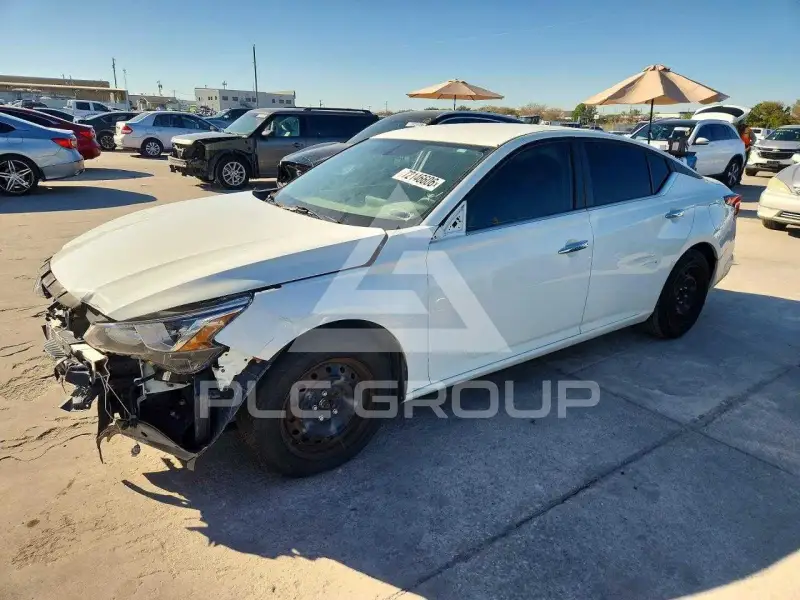 2019 Nissan ALTIMA фото