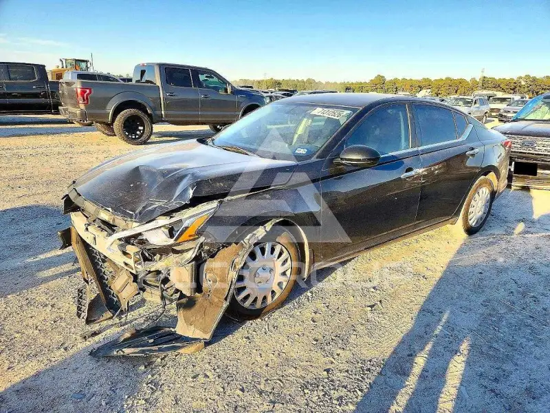 2019 Nissan ALTIMA фото