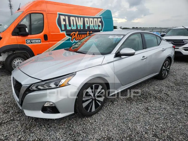 2019 Nissan ALTIMA photo