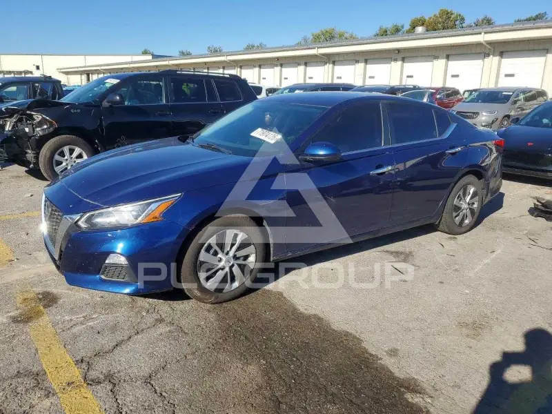 2019 Nissan ALTIMA фото