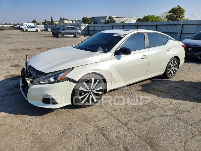 2019 Nissan ALTIMA photo