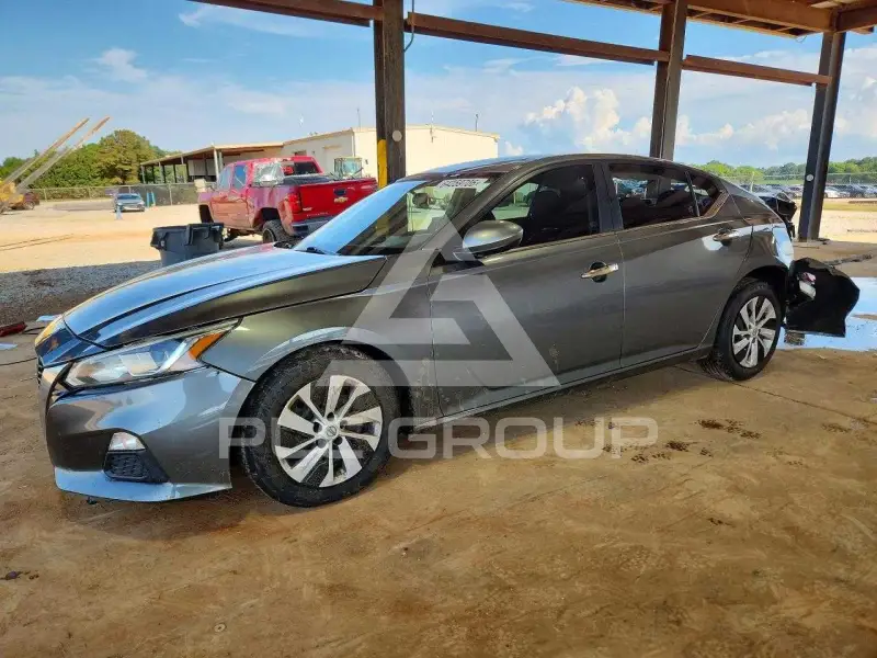 2019 Nissan ALTIMA photo