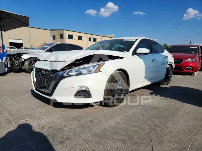 2019 Nissan ALTIMA фото