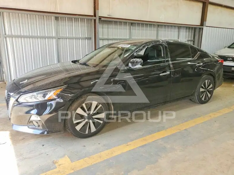 2019 Nissan ALTIMA photo