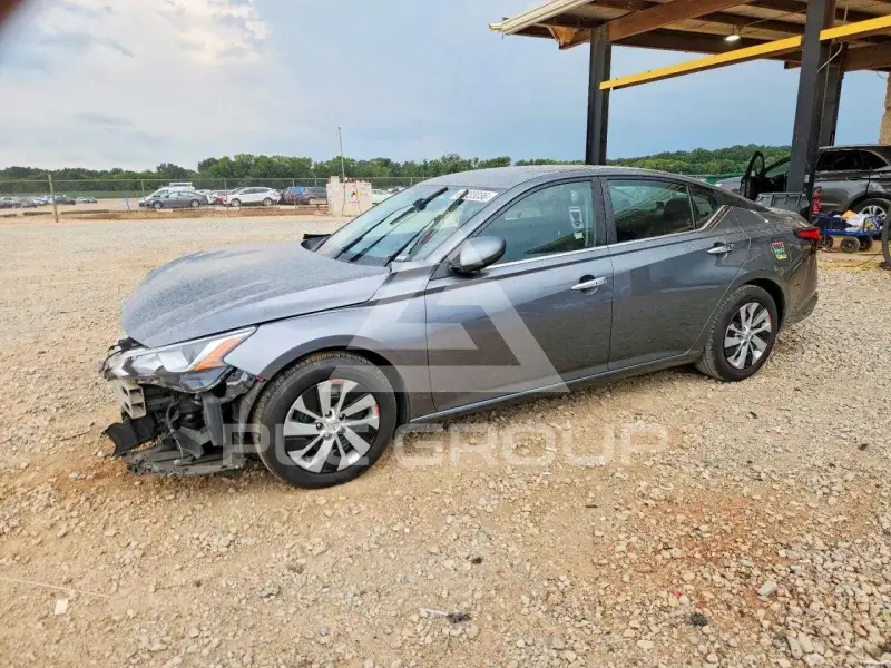 2019 Nissan ALTIMA фото