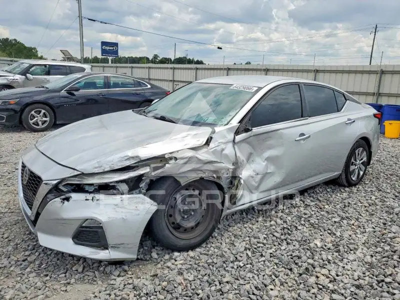 2019 Nissan ALTIMA фото