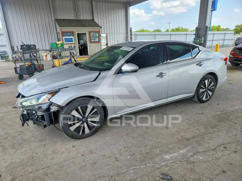 2019 Nissan ALTIMA photo