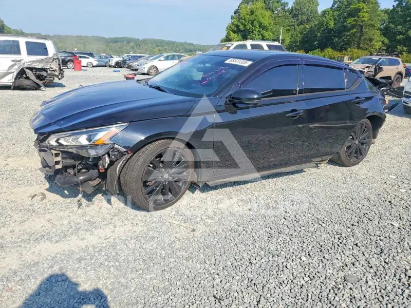 2019 Nissan ALTIMA photo