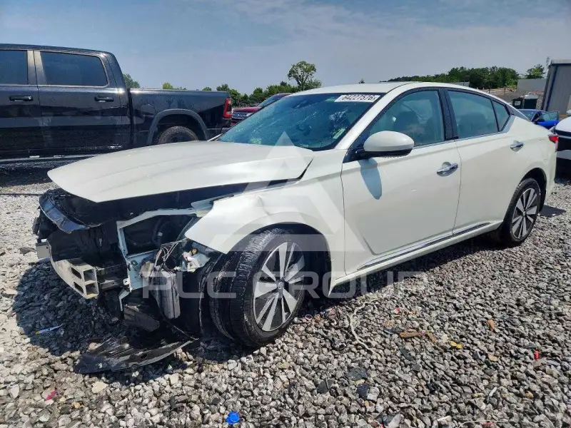 2019 Nissan ALTIMA фото