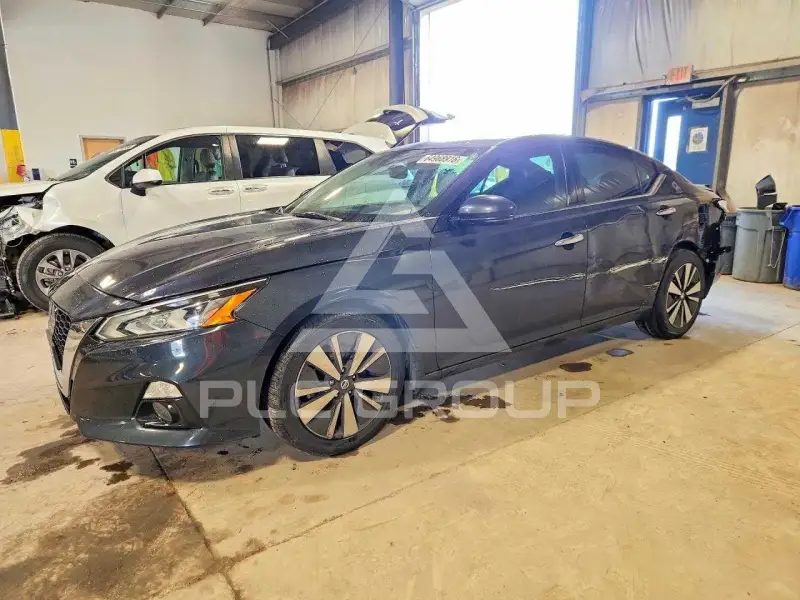 2019 Nissan ALTIMA photo