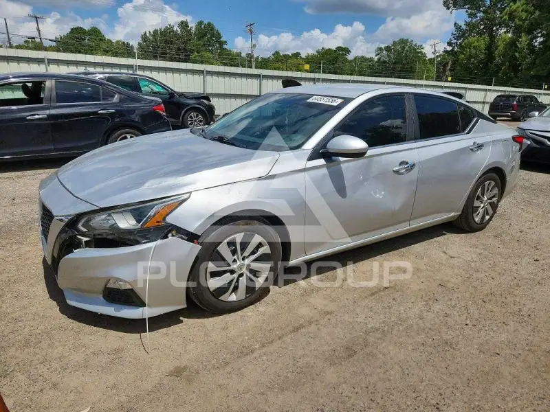 2019 Nissan ALTIMA photo