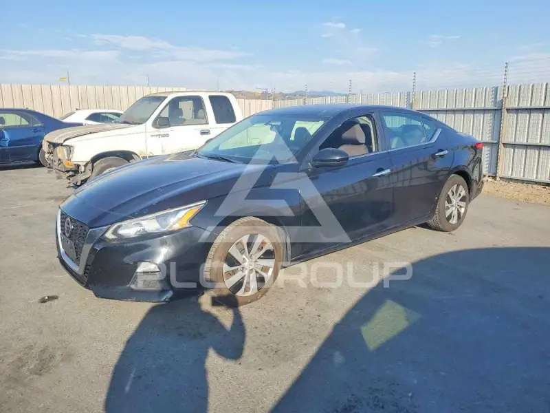 2019 Nissan ALTIMA фото