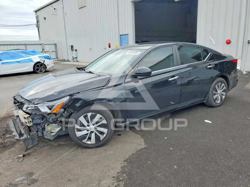 2019 Nissan ALTIMA фото
