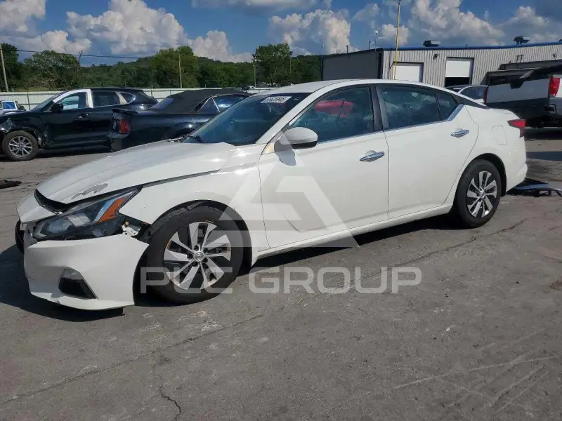 2019 Nissan ALTIMA фото