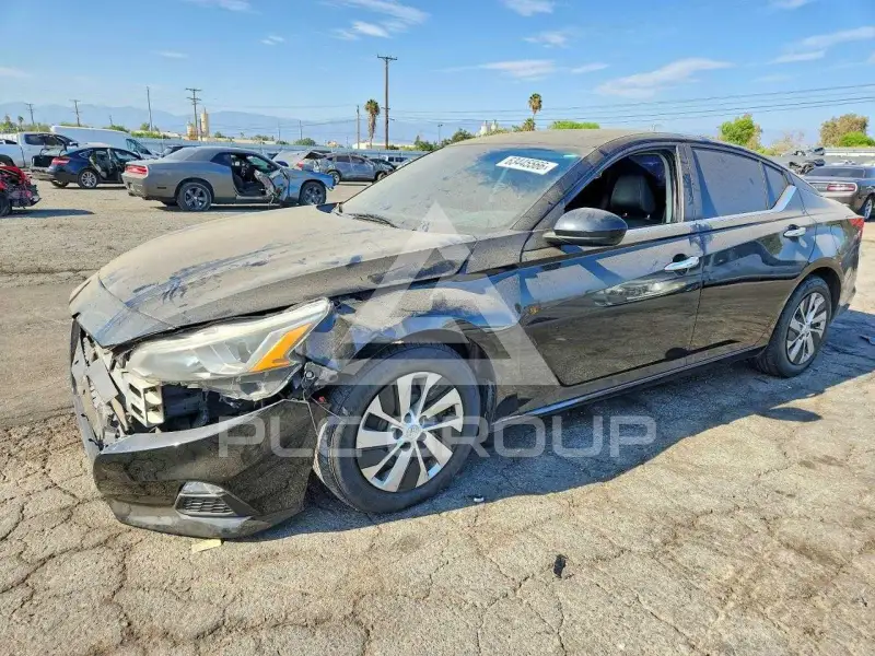 2019 Nissan ALTIMA photo