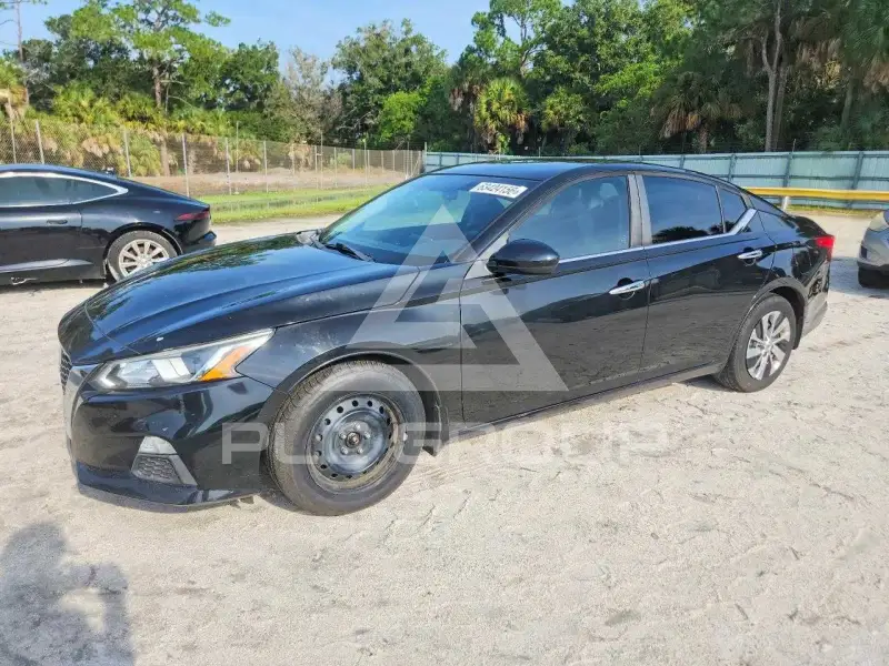 2019 Nissan ALTIMA фото