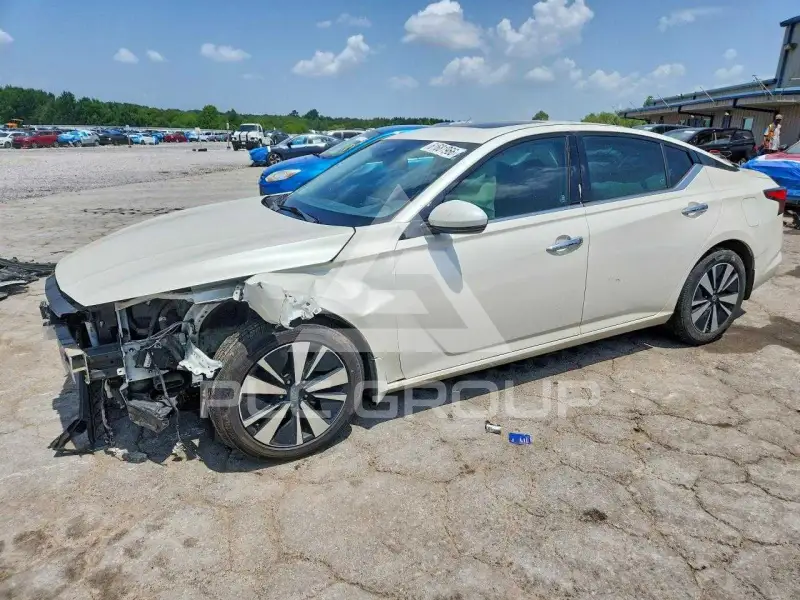 2019 Nissan ALTIMA фото