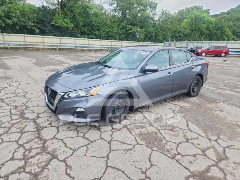 2019 Nissan ALTIMA photo