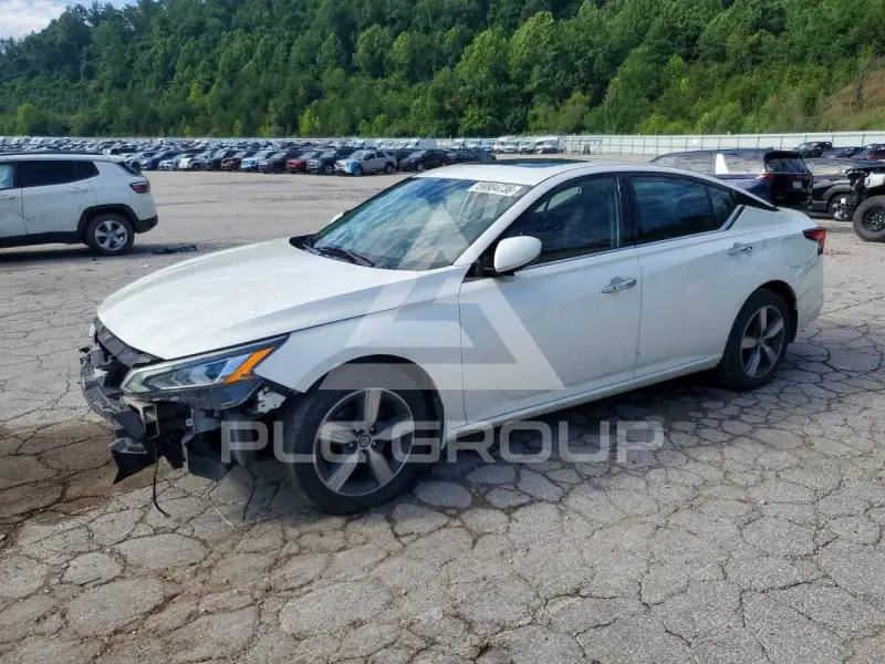 2019 Nissan ALTIMA фото
