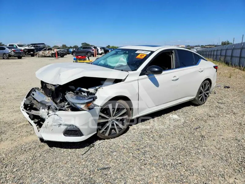 2019 Nissan ALTIMA фото