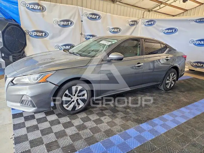 2019 Nissan ALTIMA фото
