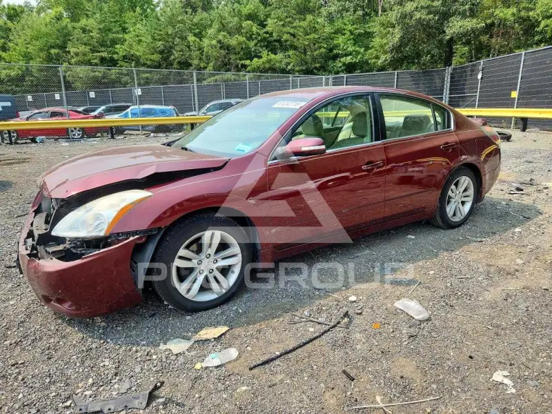 2010 Nissan ALTIMA фото
