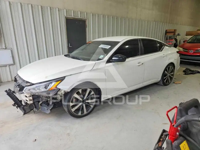 2019 Nissan ALTIMA photo