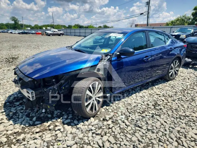 2019 Nissan ALTIMA photo