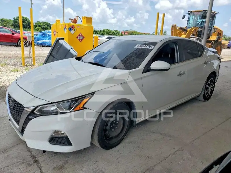 2019 Nissan ALTIMA фото