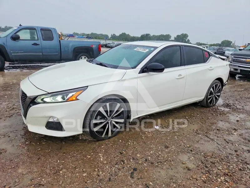 2019 Nissan ALTIMA фото
