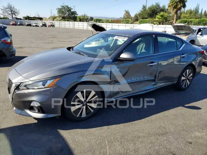 2019 Nissan ALTIMA photo