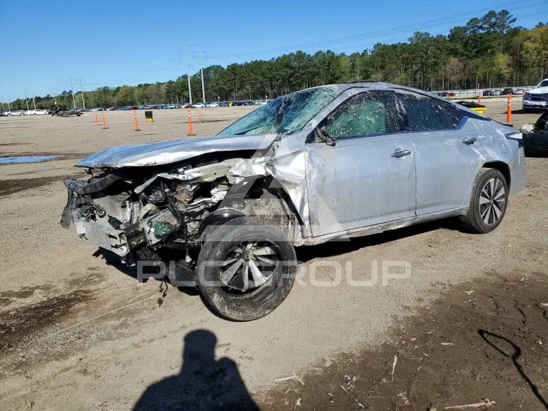 2019 Nissan ALTIMA photo