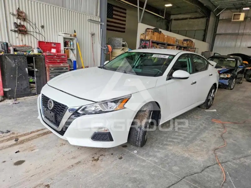 2019 Nissan ALTIMA фото