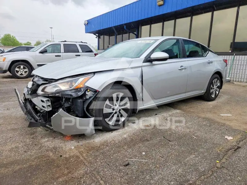 2019 Nissan ALTIMA фото