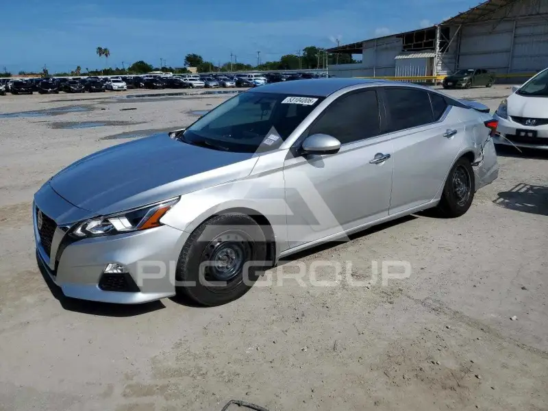 2019 Nissan ALTIMA фото