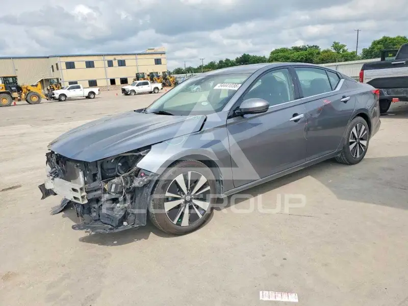 2019 Nissan ALTIMA фото