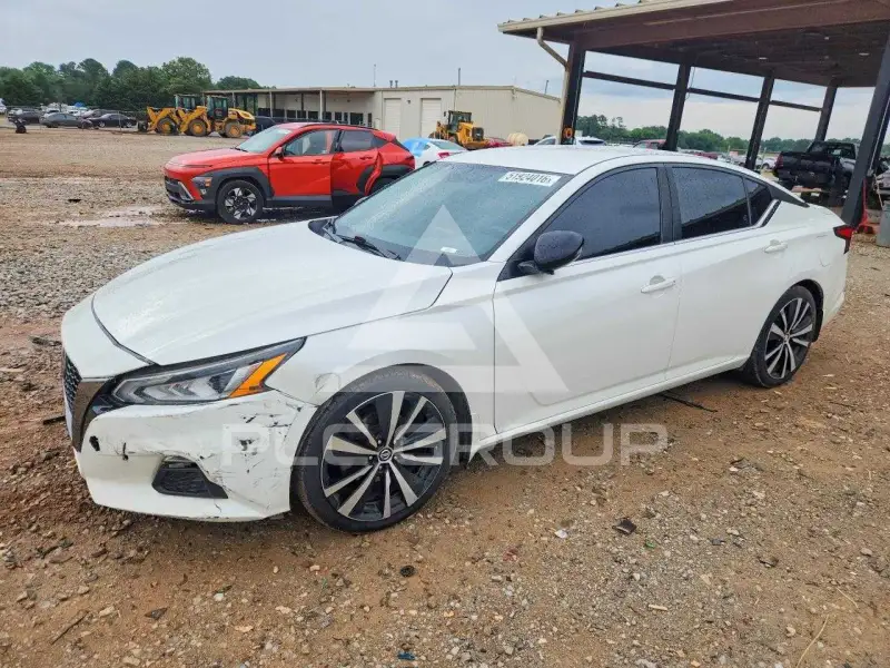 2019 Nissan ALTIMA фото
