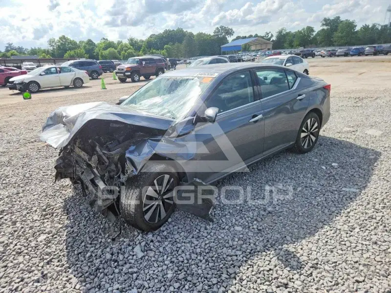 2019 Nissan ALTIMA фото