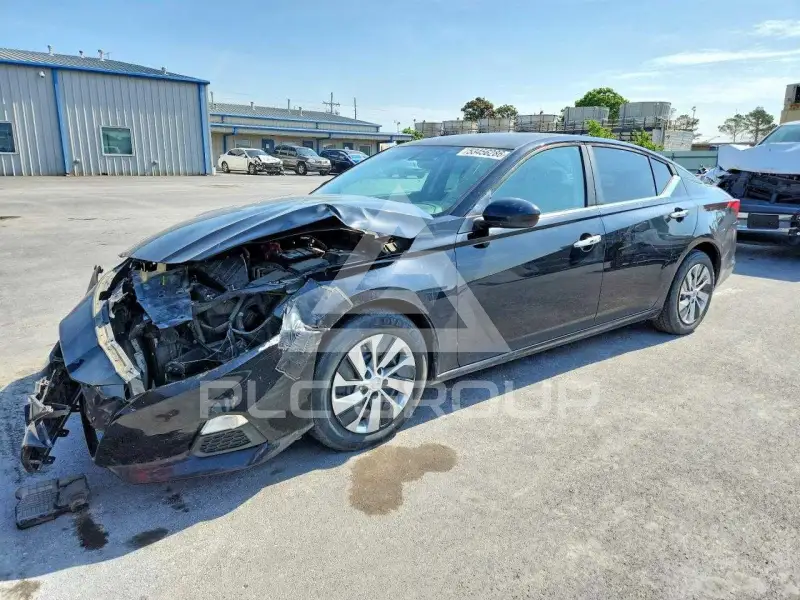 2019 Nissan ALTIMA фото