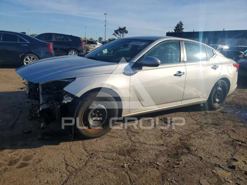 2019 Nissan ALTIMA фото
