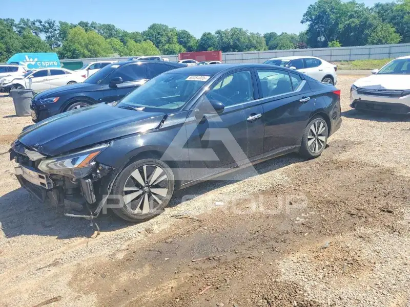 2019 Nissan ALTIMA фото