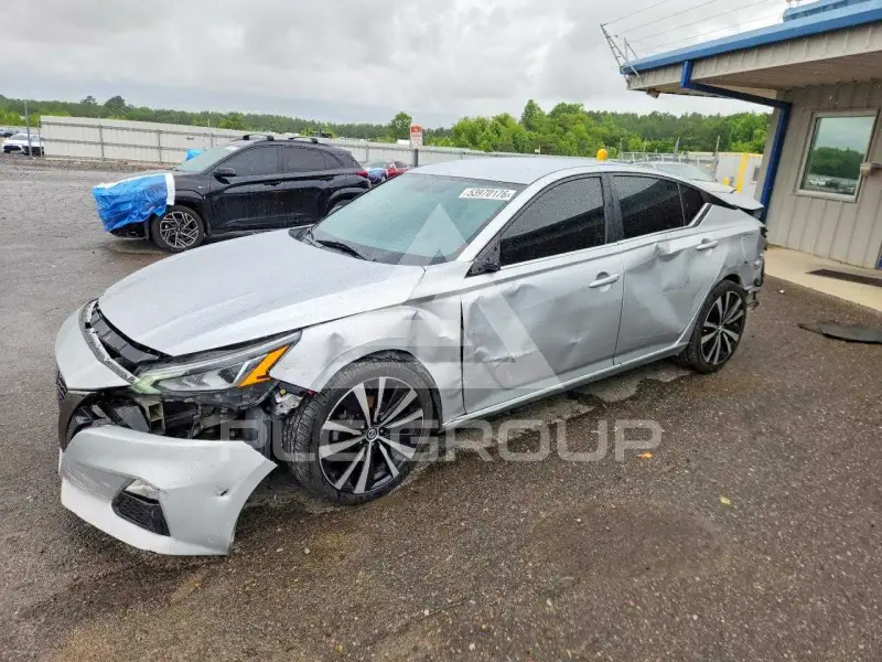 2019 Nissan ALTIMA фото